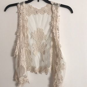 Lace tank cover